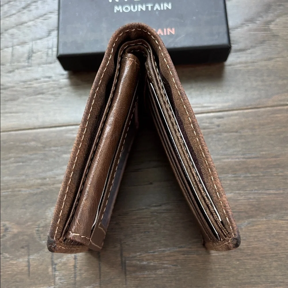 Ridge Mountain Genuine Leather bi-fold wallet,6 card,2 bill,1 ID & 2 other slots